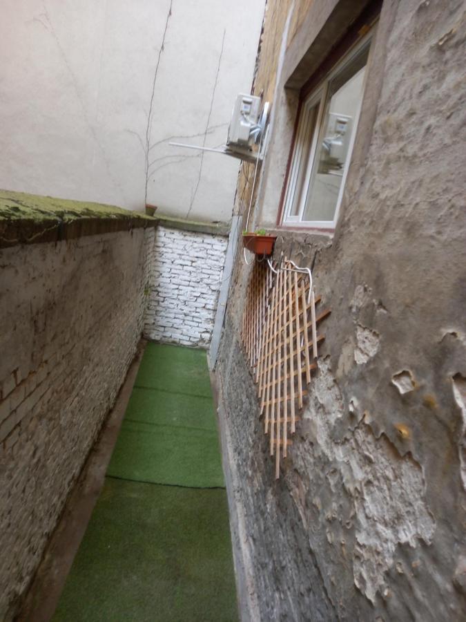 Liszt Ferenc Square Studio Apartment Budapest Exterior photo